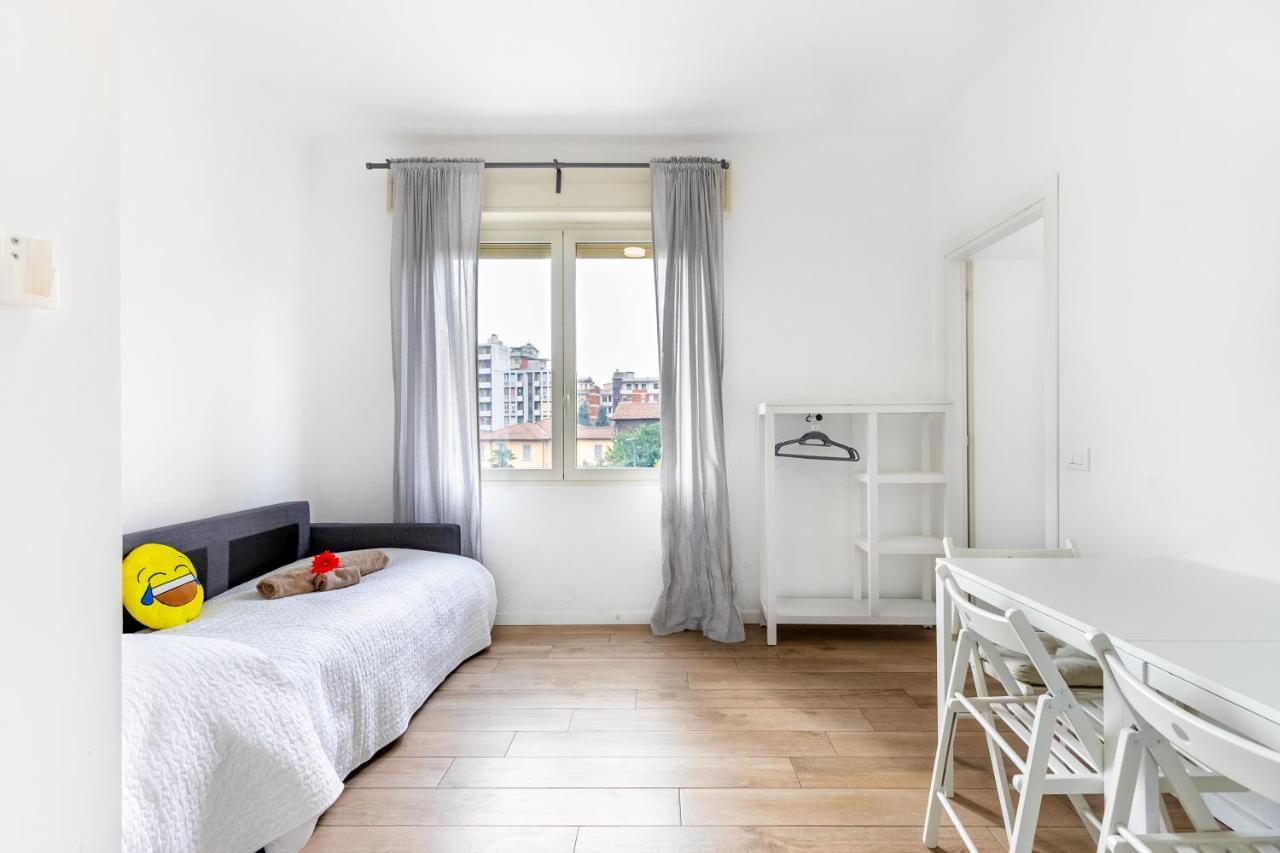 ミラノAlessia'S Flat - Politecnico Bovisaアパートメント エクステリア 写真